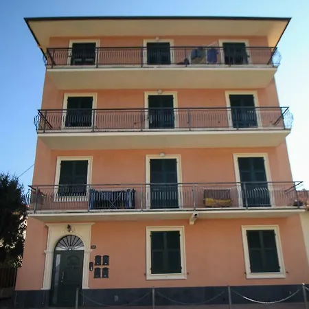 Apartment A La 
